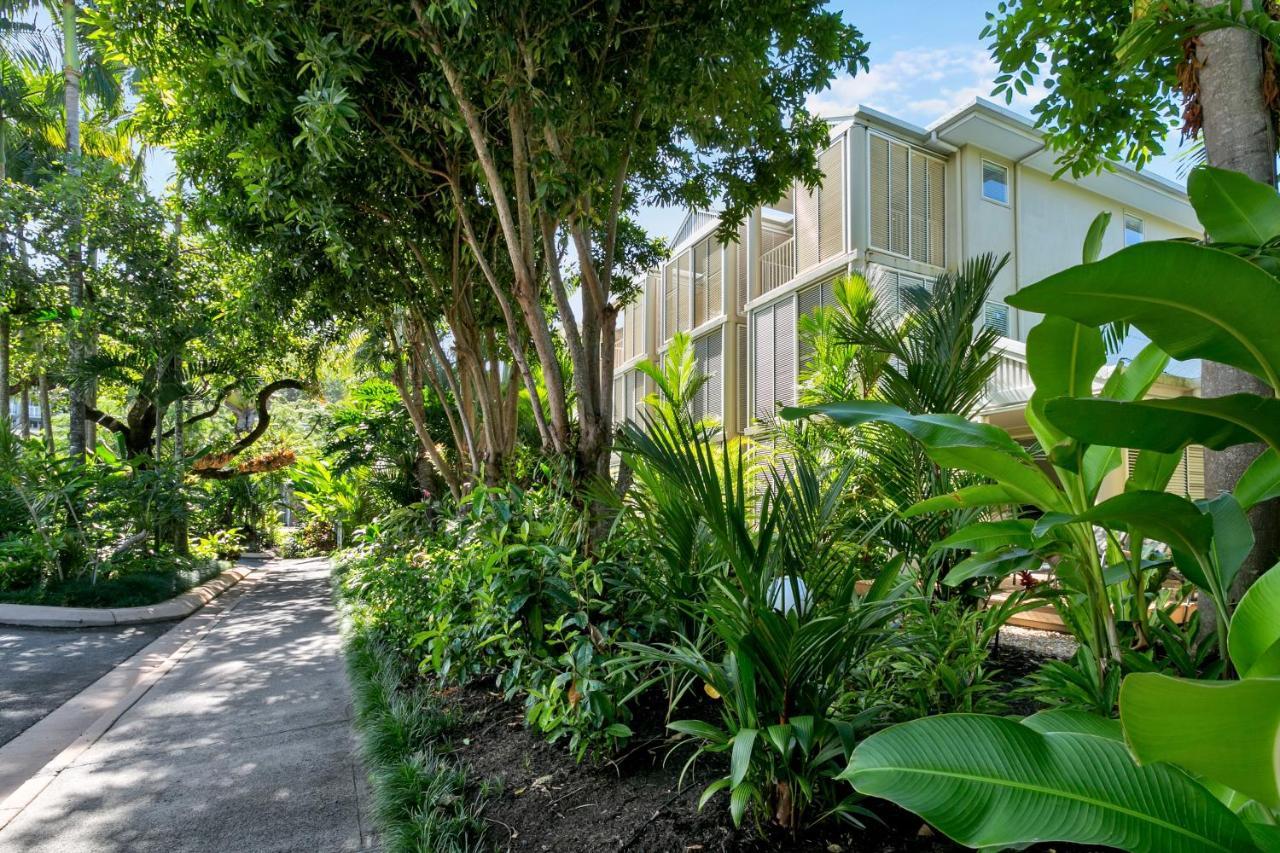 Port Douglas Apartments - Adults Only Oasis Bagian luar foto