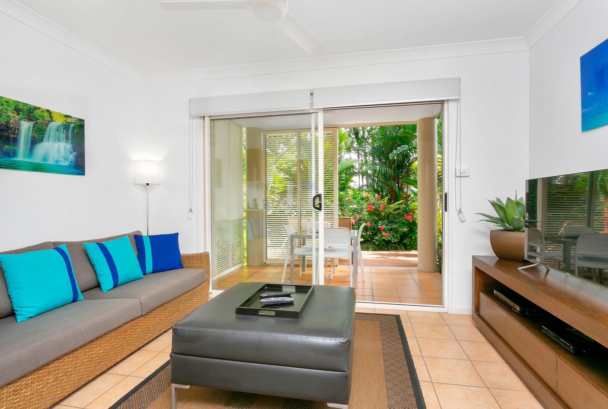 Port Douglas Apartments - Adults Only Oasis Bagian luar foto
