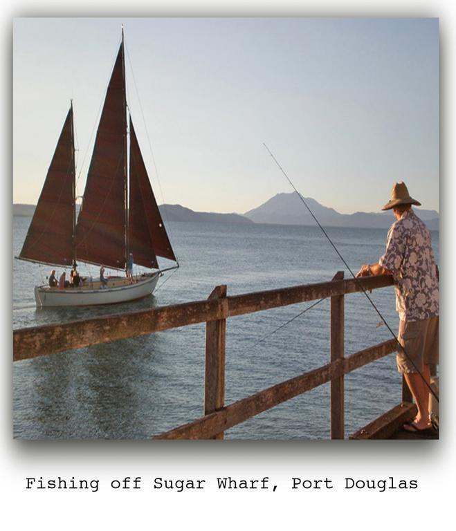 Port Douglas Apartments - Adults Only Oasis Bagian luar foto